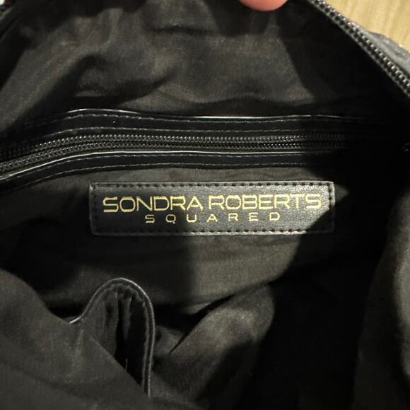 Sondra Roberts Squared Woven Black and White Purse - Picture 7 of 8